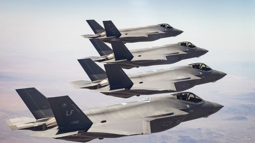 Ministrul Apărării Naționale şi ambasadorul SUA au semnat un protocol ce vizează lansarea programului de tranziţie a Forţelor Aeriene Române către aeronave de generaţia a V-a, F-35