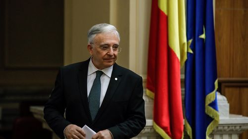 Banca Națională vede o inflație de 4,7%, în scădere, la finalul lui 2024. Mugur Isărescu: Imposibil să scapăm de impactul încetinirii activității economice a principalilor parteneri comerciali