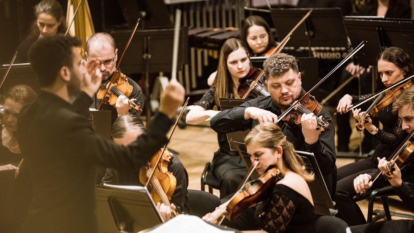 Concert extraordinar „Rock meets the Philharmonic”, pe 27 iunie, în Cetatea Medievală din Târgu Mureș