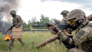 Beijingul le cere cetățenilor săi să evite zonele de conflict după capturarea a doi cetățeni chinezi în Ucraina