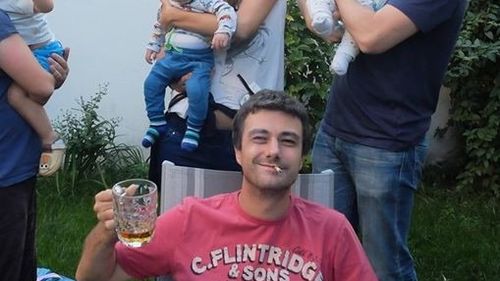 ”Gluma” care a împărțit USR în două tabere pe un grup intern de dezbateri: Auziți, dacă au blocat persoanele peste 64 de ani în casă, nu acum ar fi momentul ideal pentru alegeri?