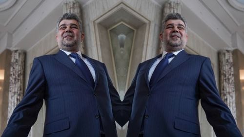 Minciunile premierului Ciolacu către profesori: Tot ceea ce am promis profesorilor m-am ținut de cuvânt / În realitate, nimic din ce le-a promis profesorilor nu a fost respectat