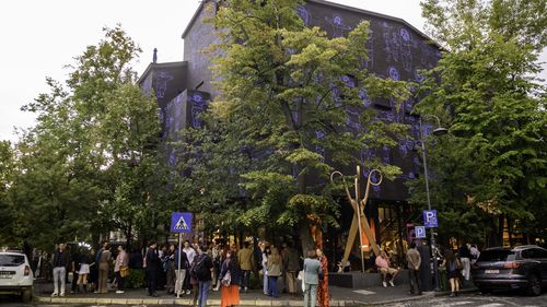 MARe/Muzeul de Artă Recentă anunță numirea lui Gregory Lang în funcția de Director Artistic, începând cu luna ianuarie 2026, marcând un nou capitol în viziunea și dezvoltarea artistică a instituție (Parteneriat)