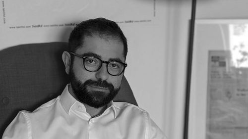 Companiile româneşti se tem că după alegeri va urma o terapie de şoc pentru reducerea deficitului (Reuters)