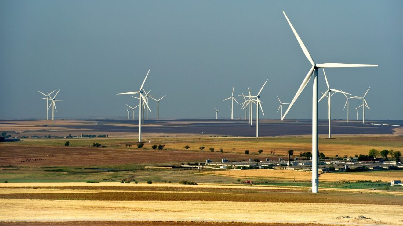 UE ar putea permite reducerea mai rapidă a impozitării energiei dacă preţurile cresc