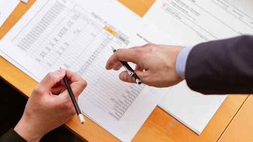 A fost prelungit termenul până la care universitățile pot depune cereri pentru înființarea de consorții regionale de învățământ dual de câte 21 de milioane de euro fiecare