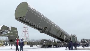 Putin îi propune lui Trump prelungirea cu un an a tratatului privind armele nucleare New Start