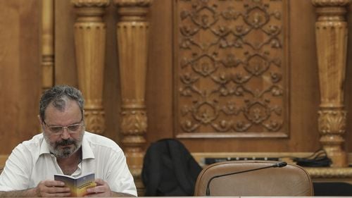 Un grup de intelectuali maghiari acuză UDMR că a devenit reprezentantul FIDESZ în România și că a suprimat democrația pluralistă / Petiție online înaintea alegerilor din Ungaria, protest împotriva fraudării votului în Transilvania