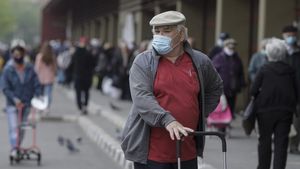 BREAKING Numărul de infectări cu coronavirus a depășit pragul de opt mii de persoane în România / 360 de noi cazuri în ultimele 24 de ore după prelucrarea a peste șase mii de teste / Cele mai multe cazuri sunt în Suceava și în București / 400 de oameni au murit