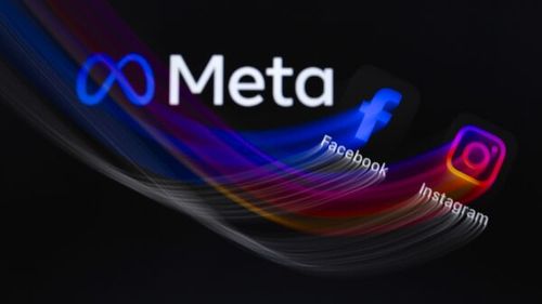 Instagram va permite în curând părinților să împiedice adolescenții să discute cu caractere AI