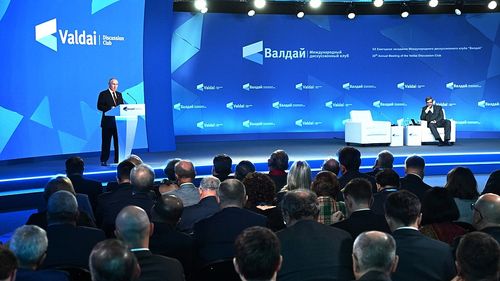 Vladimir Putin: Noi suntem confruntaţi în principal cu sarcina de a construi o nouă lume, o lume multipolară / Ofensiva rusă în Ucraina nu este un "conflict teritorial"