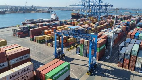 Droguri în Portul Constanța: Niciun gram confiscat în ultimii doi ani, deși activitatea din port a crescut / Doar 20 de tone în ultimul sfert de secol/ În Portul Rotterdam s-au găsit 70 de tone de cocaină doar în 2021, în Anvers peste 110 tone în 2022 (raport, grafice)