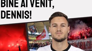 Dennis Politic a fost împrumutat la FC Hermannstadt / FCSB: ”Clubul nostru îi mulțumește pentru contribuție”