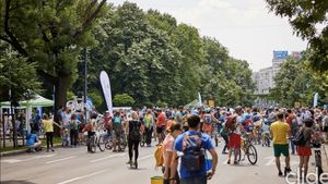 Centura ocolitoare a Mizilului, testată de peste 300 de biciclişti înaintea deschiderii oficiale a traficului rutier