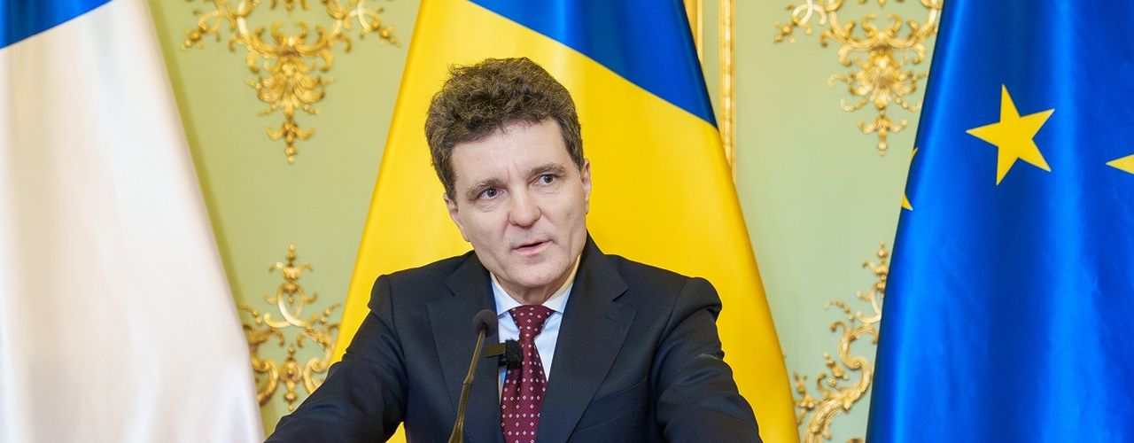 BREAKING | Nicușor Dan l-a desemnat pe Adrian Veștea (PNL) să formeze un nou guvern, deși nu are susținerea partidului. Eugen Tomac și-a depus mandatul