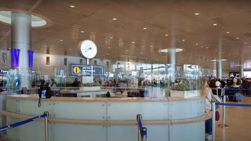 Ministerul Turismului din Israel: Circa 130.000 de turişti străini se află Israel şi niciunul nu a fost rănit / Aeroportul Ben Gurion este deschis, funcţionează