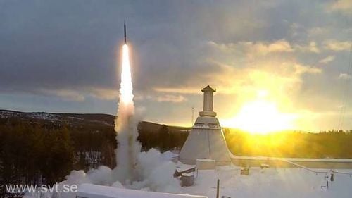 Tensiuni între Norvegia şi Suedia din cauza unei rachete prăbuşite