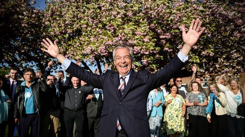 Primul sondaj care dă partidului Reform UK (dreapta populistă) o majoritate în Camera Comunelor a parlamentului britanic