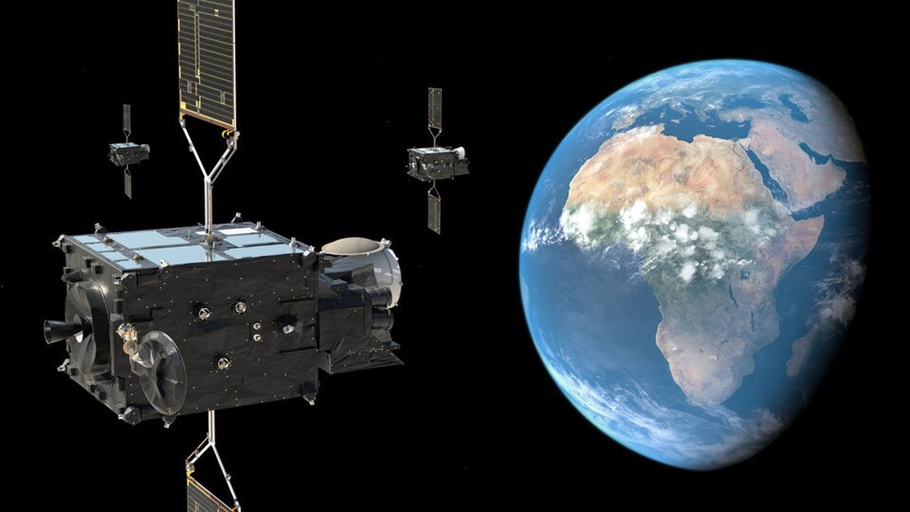 Satelitul european ERS 2 se va prăbuşi miercuri prin atmosfera terestră şi va fi distrus / Și-a încheiat misiunea de observare a Terrei acum 13 ani