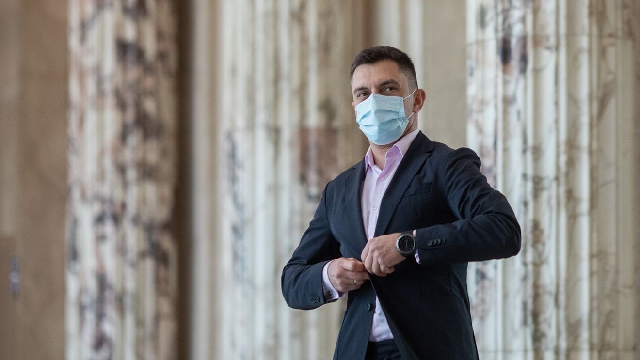 Elisabeta Lipă îl critică pe ministrul Eduard Novak pentru că nu a fost prezent la primirea oficială a medaliaților la canotaj: Dacă respecți performanța, faci un gest. Noi nu am văzut acest gest. Ai niște obligații când ești ministru