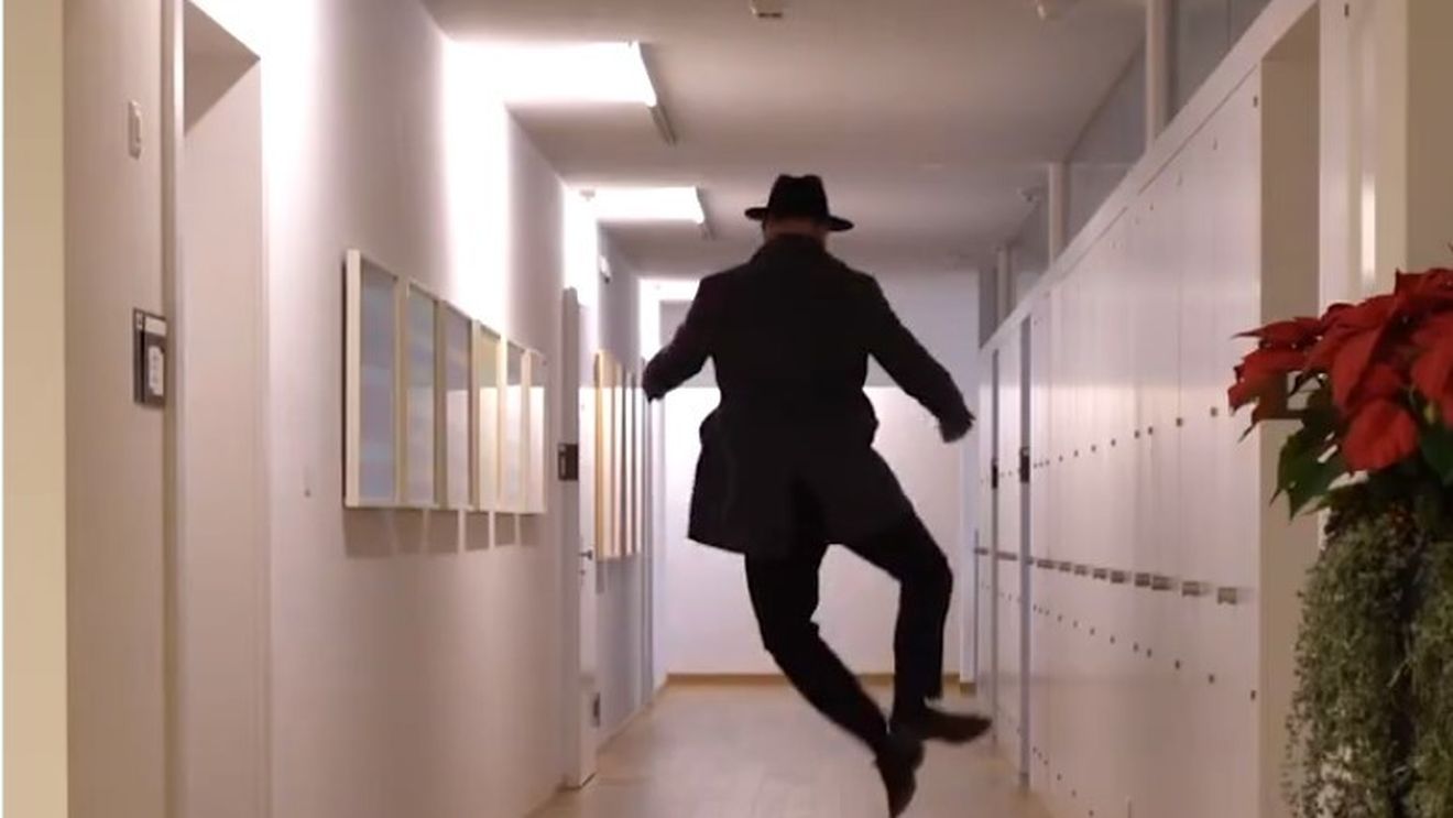 "Au revoir. Auf Wiedersehen. Arrivederci": Președintele Elveției, adio politic printr-un surprinzător și amuzant videoclip