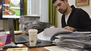 INTERVIU VIDEO | George Tuță: „Evenimentele cu mulți decibeli nu mai au ce căuta pe Kiseleff. Cred că putem folosi timpul trecut legat de festivaluri de mâncare” / „Poate ar trebui să reducem frecvența străzilor deschise pe Victoriei”