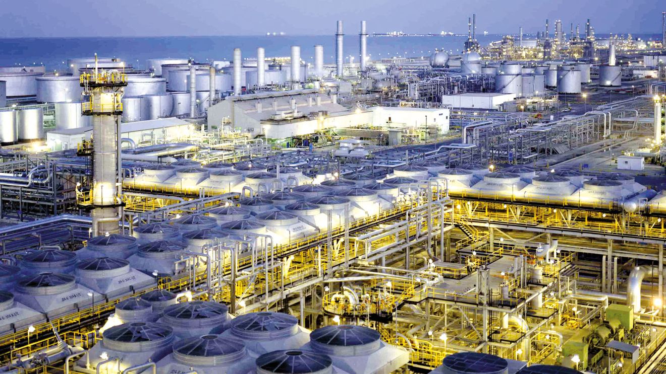 Gigantul saudit al petrolului anunță o scădere a profitului net pentru primul trimestru