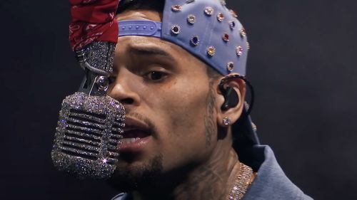 Cântăreţul Chris Brown, pus sub acuzare pentru agresiune şi vătămare corporală în Regatul Unit / Este acuzat de un producător muzical că l-a atacat într-un club de noapte