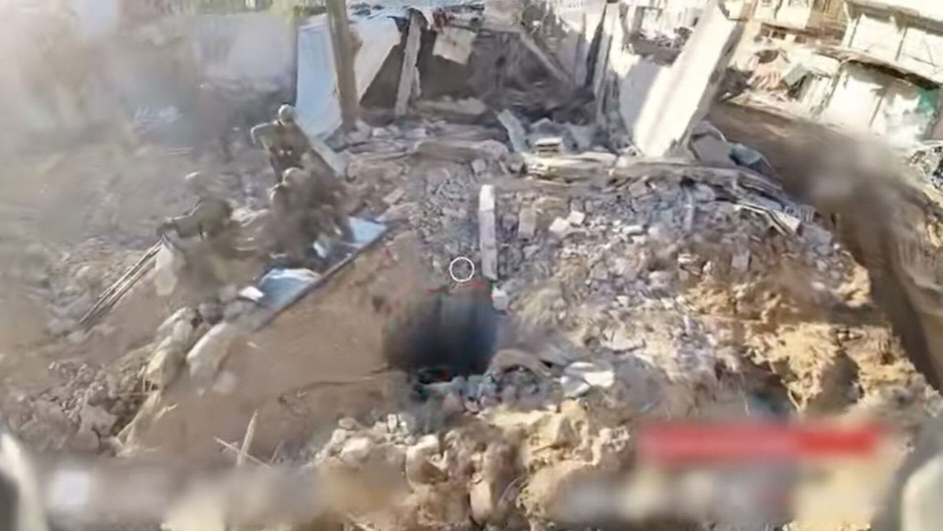 VIDEO Israelul a descoperit un tunel de 55 de metri lungime, săpat de teroriștii Hamas sub cel mai mare spital din Fâşia Gaza