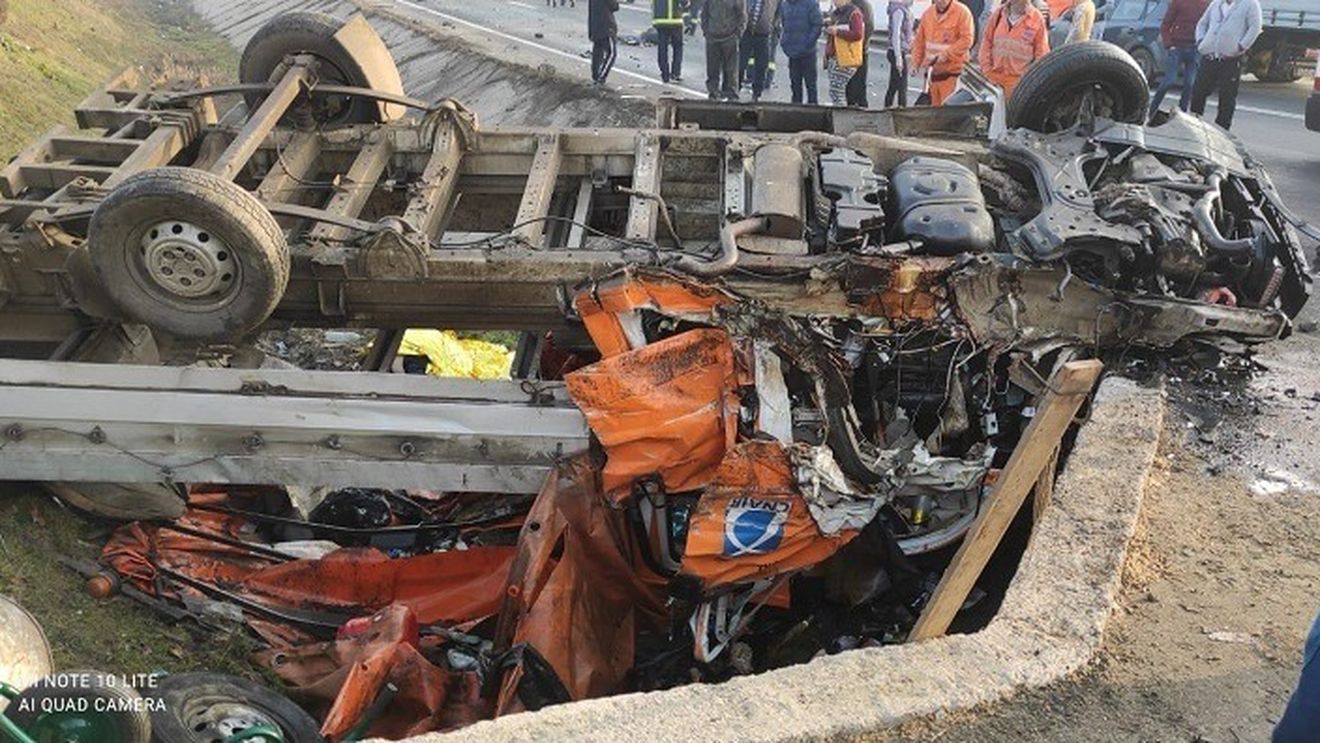 UPDATE Accident grav în Giurgiu: Două persoană au murit și alte opt sunt rănite/ A fost activat planul roșu de intervenție