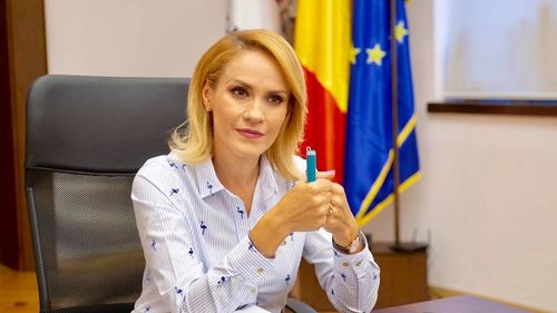 EXCLUSIV Gabriela Firea i-a delegat viceprimarului Aurelian Bădulescu toate atribuțiile care țin de "situații de urgență și îmbolnăviri în masă". Explicația primarului general: ”Nu înseamnă că eu mă derobez, ci că ne completăm”