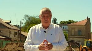 UPDATE Premierul Orban, vizibil afectat de moartea primarului din Călărași, în urma infectării cu COVID-19/ Edilul s-a îmbolnăvit în timpul campaniei electorale