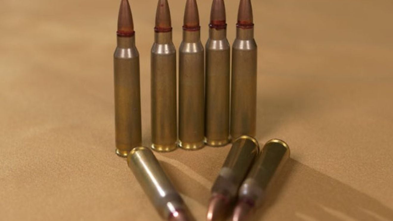 Uzina Mecanică Cugir vrea să-și crească capacitatea de producție muniție tip NATO. Rusia și China fabrică și ele cartușele de 5,56 mm