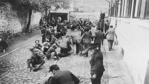 De ce constituie apologia lui Antonescu și negarea Holocaustului delicte penale și cum a fost anulat un eveniment al profesorului de istorie Gică Manole, când societatea a reacționat împotriva antisemitismului