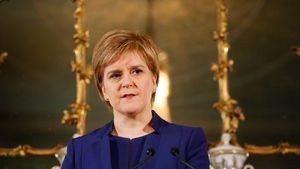 Prim-ministrul scoțian Nicola Sturgeon îi cere premierului britanic Boris Johnson „cooperarea” pentru un nou referendum privind independența Scoției