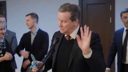 Glumă sinistră a unui deputat rus: De Crăciun, un băiat din Kiev visează rachete. Vova, vei primi rachete