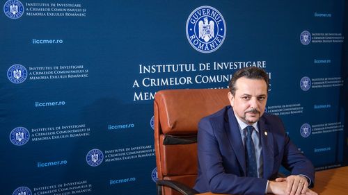 România e o democraţie mimată / A prelua de la extremişti narațiunile, sperând să ai câştig electoral, e sinucidere politică - directorul ICCMER, Daniel Șandru