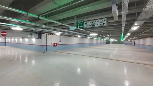 Reguli noi de parcare în sectorul 3: Staţionarea pentru mai mult de şapte zile consecutive în parcarea subterană Decebal, interzisă/ Nici șoferii care dețin un loc nenominal nu pot parca în același loc mai mult de 7 zile la rând