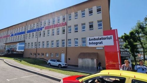 Ambulatoriul Spitalului Municipal Hunedoara, inaugurat după modernizare cu bani europeni / Rafila: Cred că în câțiva ani ţara noastră va putea să se compare cu oricare stat din UE  privind infrastructura în sănătate
