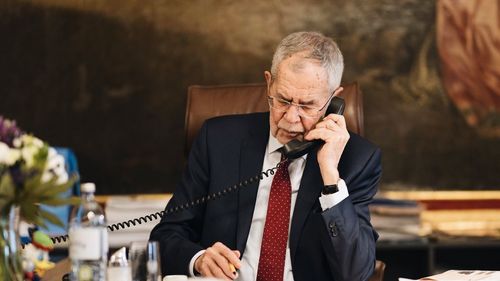 Alegeri în Austria: Preşedintele Alexander Van der Bellen, în funcţie din 2016, favorit pentru încă un mandat