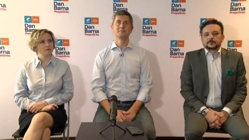 Scandal în USR: Cosette Chichirău acuză echipa lui Dan Barna că avea mijloacele de fraudare a votului intern pentru șefia partidului / Cătălin Drulă: Votul a fost corect, Barna a luat mai mult decât dublul voturilor contracandidatei