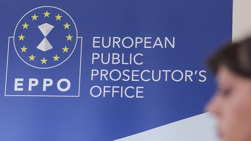 Doi administratori ai unei firme din Iași, trimiși în judecată de Parchetul European într-un dosar de fraudă de 196 000 de euro implicând utilaje textile