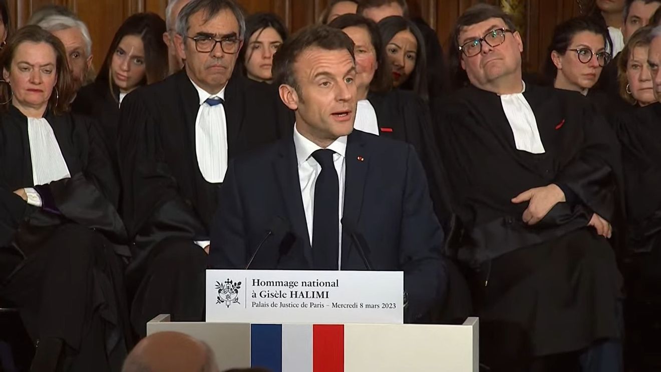 Președintele Franței, Emmanuel Macron, a anunțat intenția de a propune înscrierea dreptului la avort în constituție