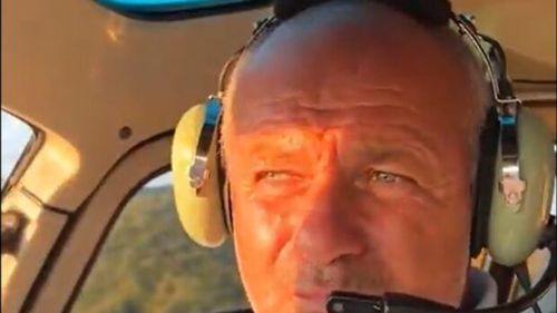Președintele Consiliului Județean Caraș-Severin a transportat cu elicopterul pe munte grupul prins de avalanșă, în urma căreia un olandez a murit / Printre schiori se afla și fiul lui Romeo Dunca