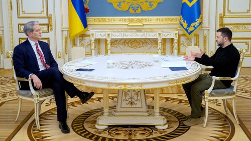Acordul cu Ucraina privind resursele minerale nu este pe masă „momentan”, afirmă secretarul american al Trezoreriei