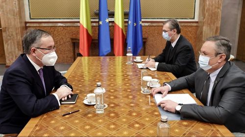 Premierul Ciucă a discutat cu ambasadorul britanic Andrew Noble despre reconfigurarea Parteneriatului Strategic bilateral