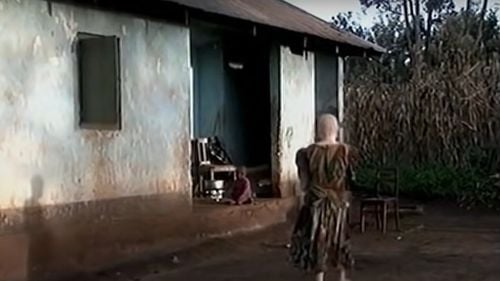 Mozambic: Un tată care voia să-și vândă copiii albinoși pentru 38.000 de euro a fost arestat / Corpurile lor urmau să fie folosite în practici de vrăjitorie