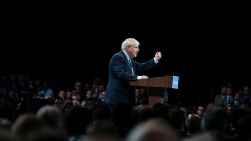 Marea Britanie oferă un "program major de pregătire" pentru forțele militare ucrainene