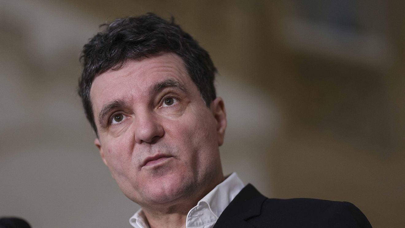 Nicuşor Dan: Intervenţia preşedintelui Trump din Congres este primul semn de normalizare a relaţiei cu Zelenski/ Pentru România, este important ca SUA să aibă un interes economic în regiune, pentru că astfel îşi vor proteja şi investiţiile militare