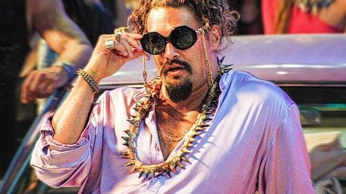 Actorul Jason Momoa, originar din Hawaii, le spune turiștilor să nu viziteze insula/ Localnicii, revoltați de oamenii veniți în vacanță, care înoată în apele unde ei își caută morții